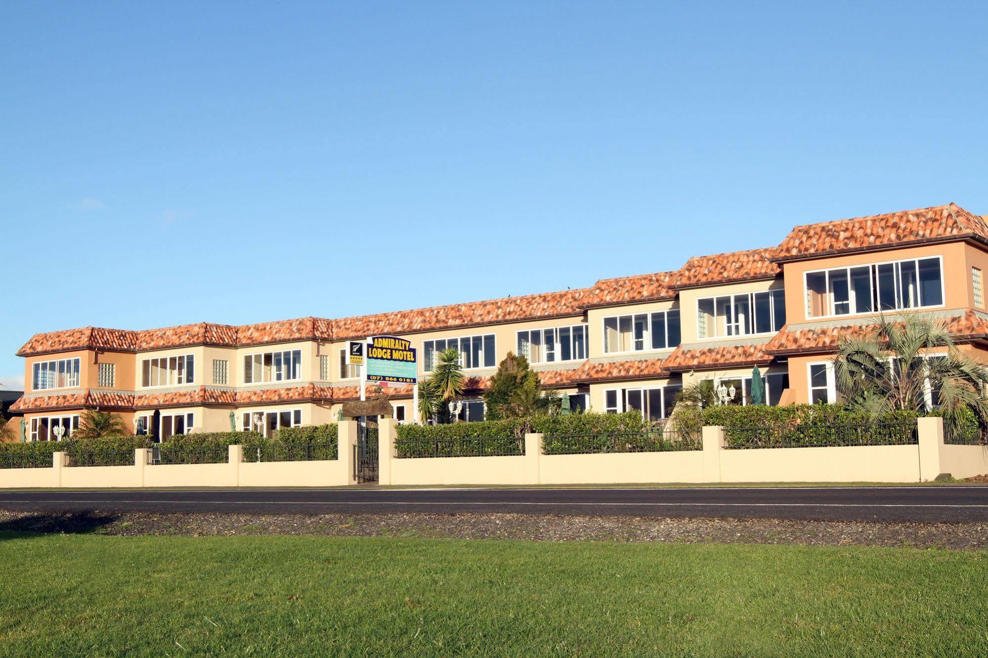 Admiralty Lodge Motel Whitianga Eksteriør bilde